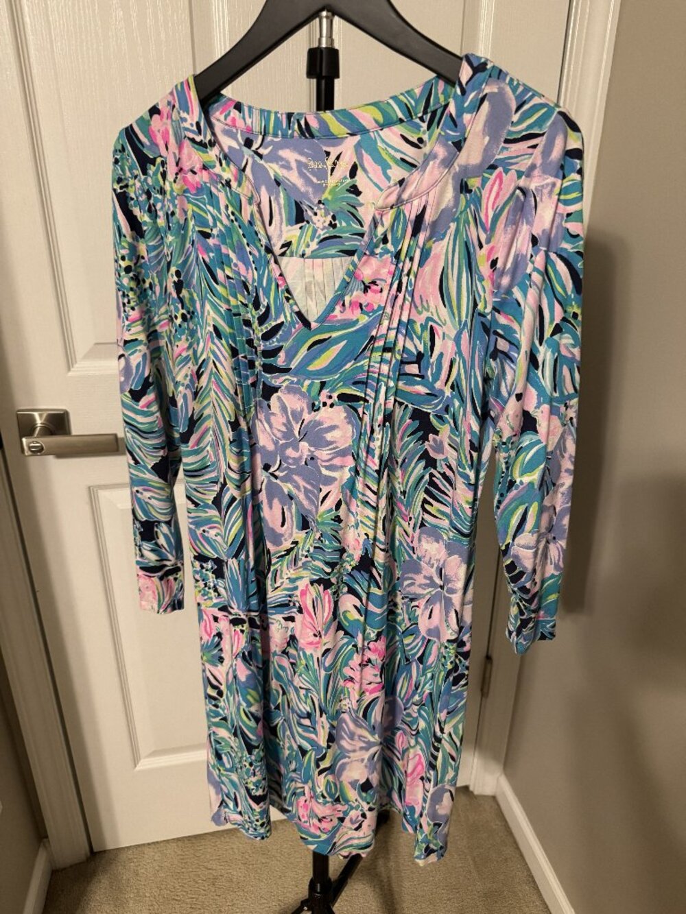 Lilly Pulitzer Aubrey Long Sleeve Floral Pleated Detail Shift Dress in Bermudafu
